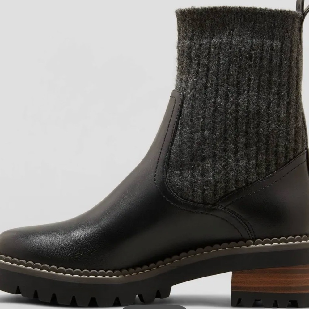 Universal Thread Women's Daphne Sock Boots